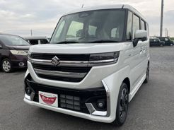 スズキ スペーシアカスタム 三郷インター店  白 CVT 排気量660cc 2WD