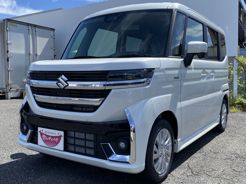スズキ スペーシアカスタム 三郷インター店  白 CVT 排気量660cc 2WD