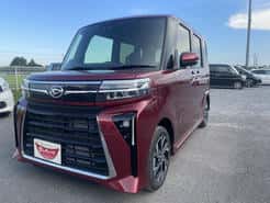 ダイハツ タントカスタム 春日部バイパス店  赤 CVT 排気量660cc 2WD