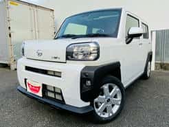 ダイハツ タフト 越谷バイパス店  白 CVT 排気量660cc 2WD