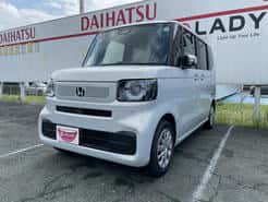 ホンダ N-BOX 春日部バイパス店  白 CVT 排気量660cc 2WD