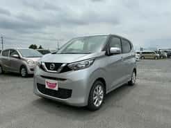 ニッサン デイズ 春日部バイパス店 未使用車 シルバー CVT 排気量660cc 2WD