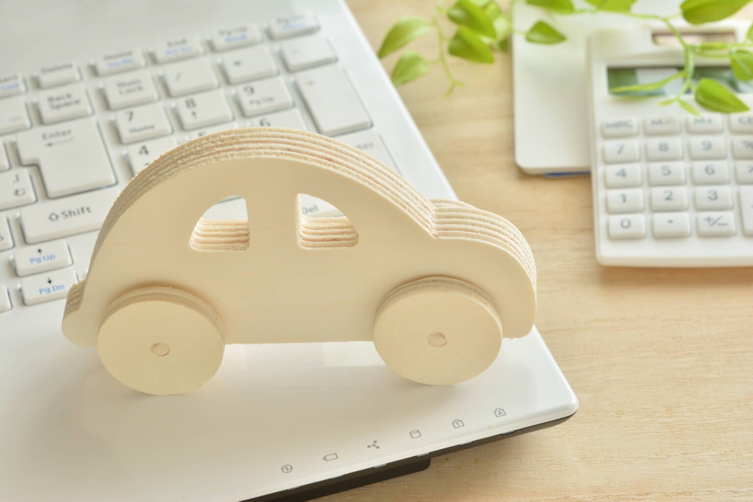 お店選びから納車まで！車のネット購入の流れと注意点をご紹介！｜新車・未使用車の知って得するクルマの知識