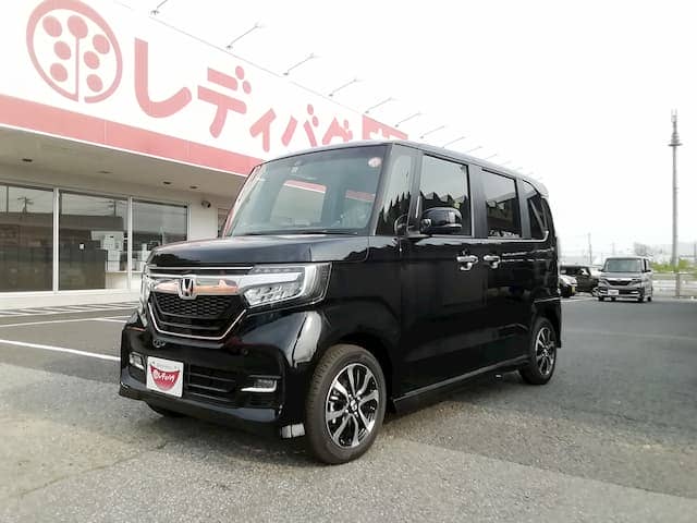 N Boxカスタムの内装の魅力とクルマ選びの注意点を紹介 新車 未使用車の知って得するクルマの知識