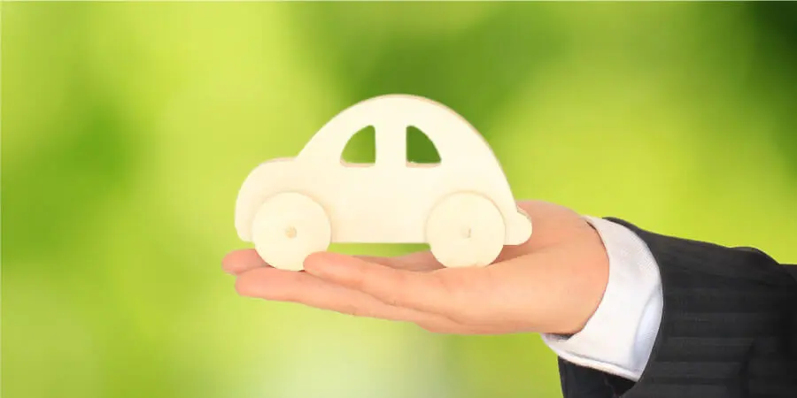 車と人の良好な関係を表すイメージ