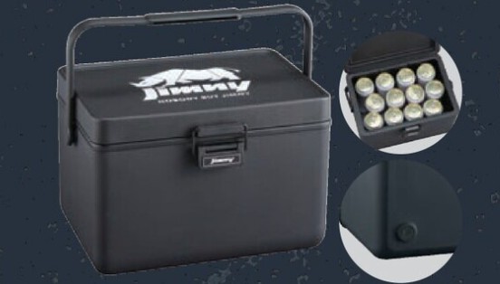 クーラーボックス