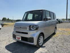 ホンダ N-BOX 春日部バイパス店  シルバー CVT 排気量660cc 2WD