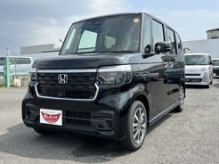 ホンダ N-BOXカスタム 三郷インター店  黒 CVT 排気量660cc 2WD