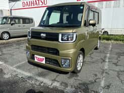 ダイハツ ウェイク 越谷バイパス店 未使用車 緑 CVT 排気量660cc 2WD