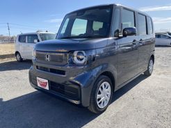 ホンダ N-BOX 春日部バイパス店 未使用車 シルバー CVT 排気量660cc 2WD